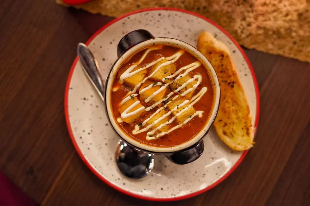 Roasted Tomato & Basil Soup