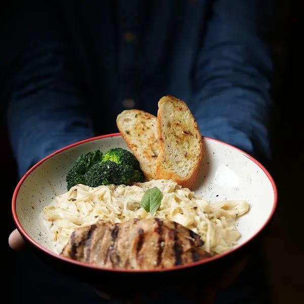 Fettuccine Alfredo