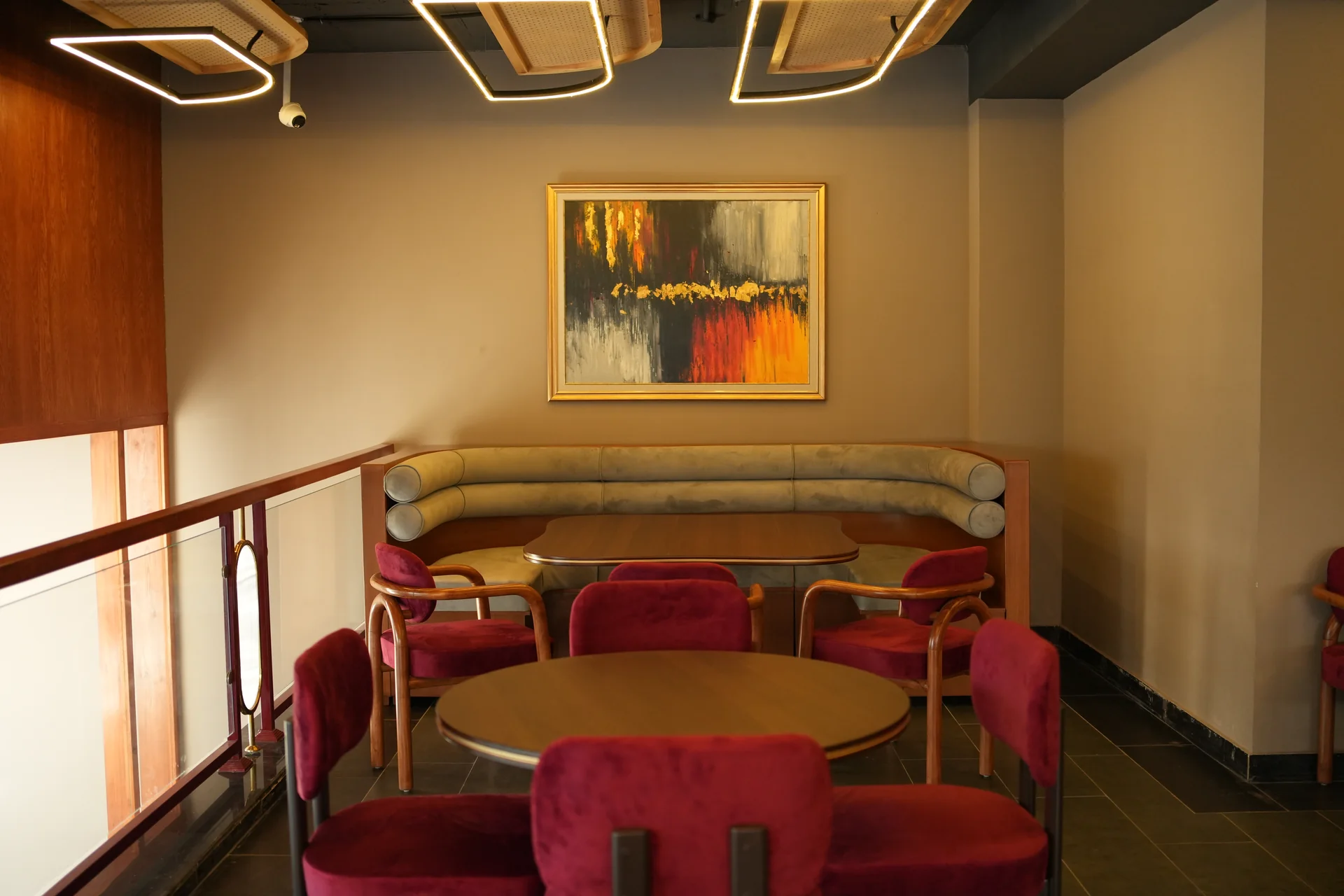 Intimate Setting